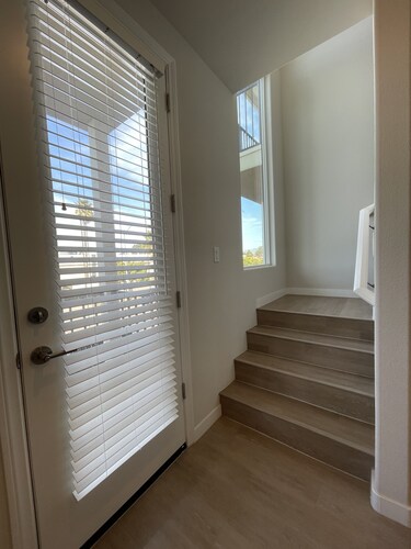 Newly Built Luxury Townhome - Tons of Natural Light