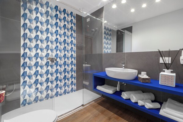 Regadera y bidet 