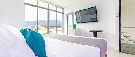 Kahden hengen superior-huone | Allergiatestatut vuodevaatteet, minibaari, työpöytä, ilmainen Wi-Fi