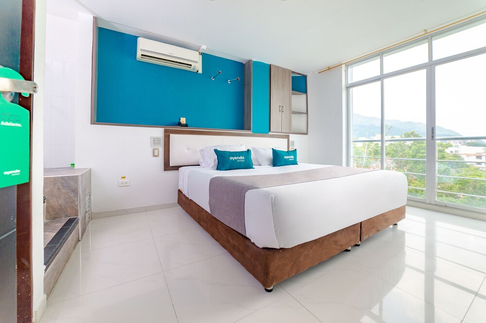 Ayenda Royal Fenix