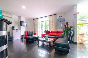Sala de estar en el lobby