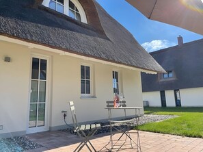 Outdoor dining - Ferienhaus Ferdinand (Am Salzhaff)