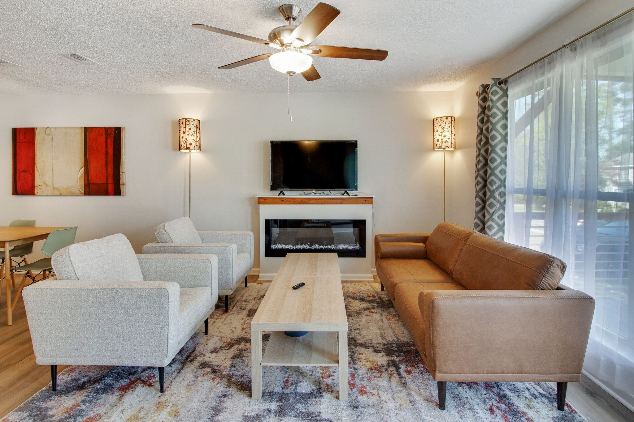 Plan Your Vacay in this Modern Two Bedroom Townhouse in the Biggest Little City in GA by RedAwning