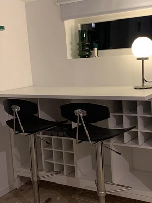 Cabaña de diseño | Zona de estar | Una Smart TV, Netflix, películas de pago, servicios de streaming