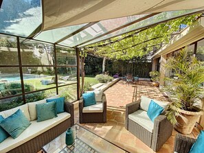 Outdoor dining - ☀️La plage☀️
Classified ⭐️⭐️⭐️⭐️ (Antibes)