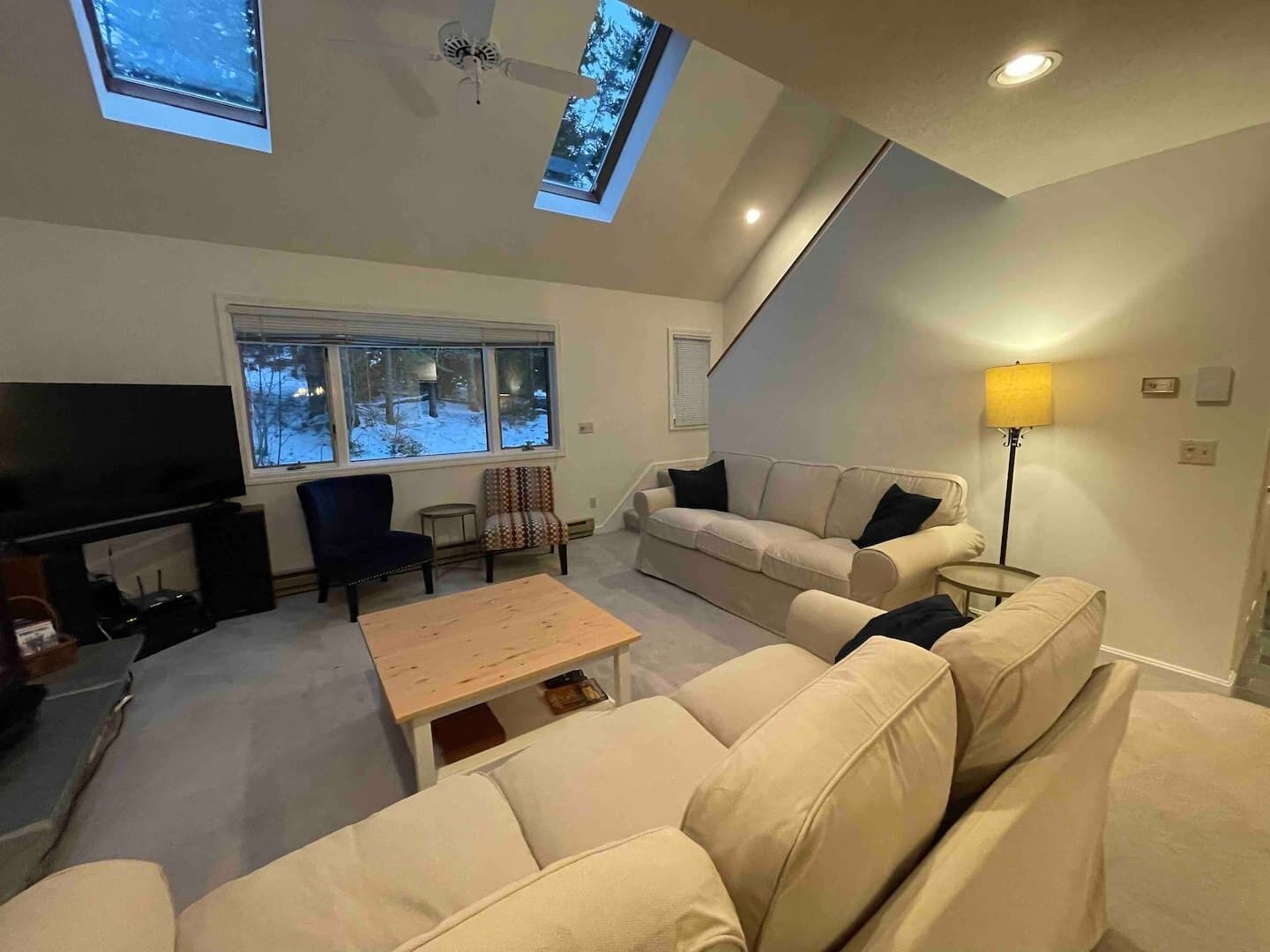 Vermont Home! Mt Snow, 10 min. away, Let’s Go!!!