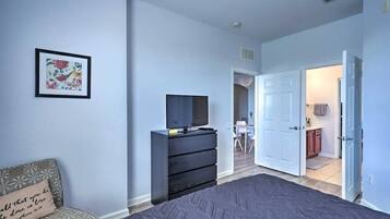 3 bedrooms, iron/ironing board, WiFi, wheelchair access