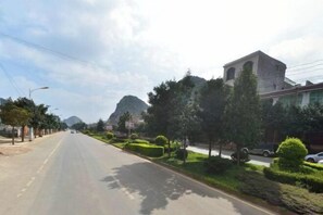 Miscellaneous - Longhuyuan Hostel (Yanshan)