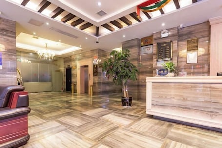 Lobby. Yuanhang Hotel