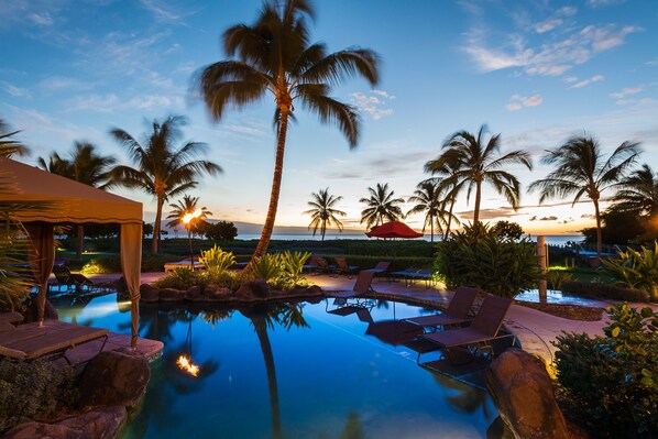 Outdoor pool, a heated pool - Honua Kai- Konea 608 Beautiful Ocean View, Large 2 bedroom on 6th floor (Lahaina)