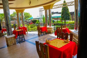 Restaurant - Kamwe Kamwe Hotel & Spa (Kasese)