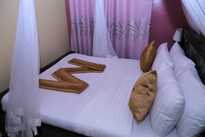 Room - Kamwe Kamwe Hotel & Spa (Kasese)