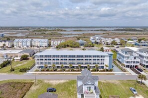 Exterior - Saltwater Suites, 105 Queen Pet Friendly 1st Floor (Surf City)