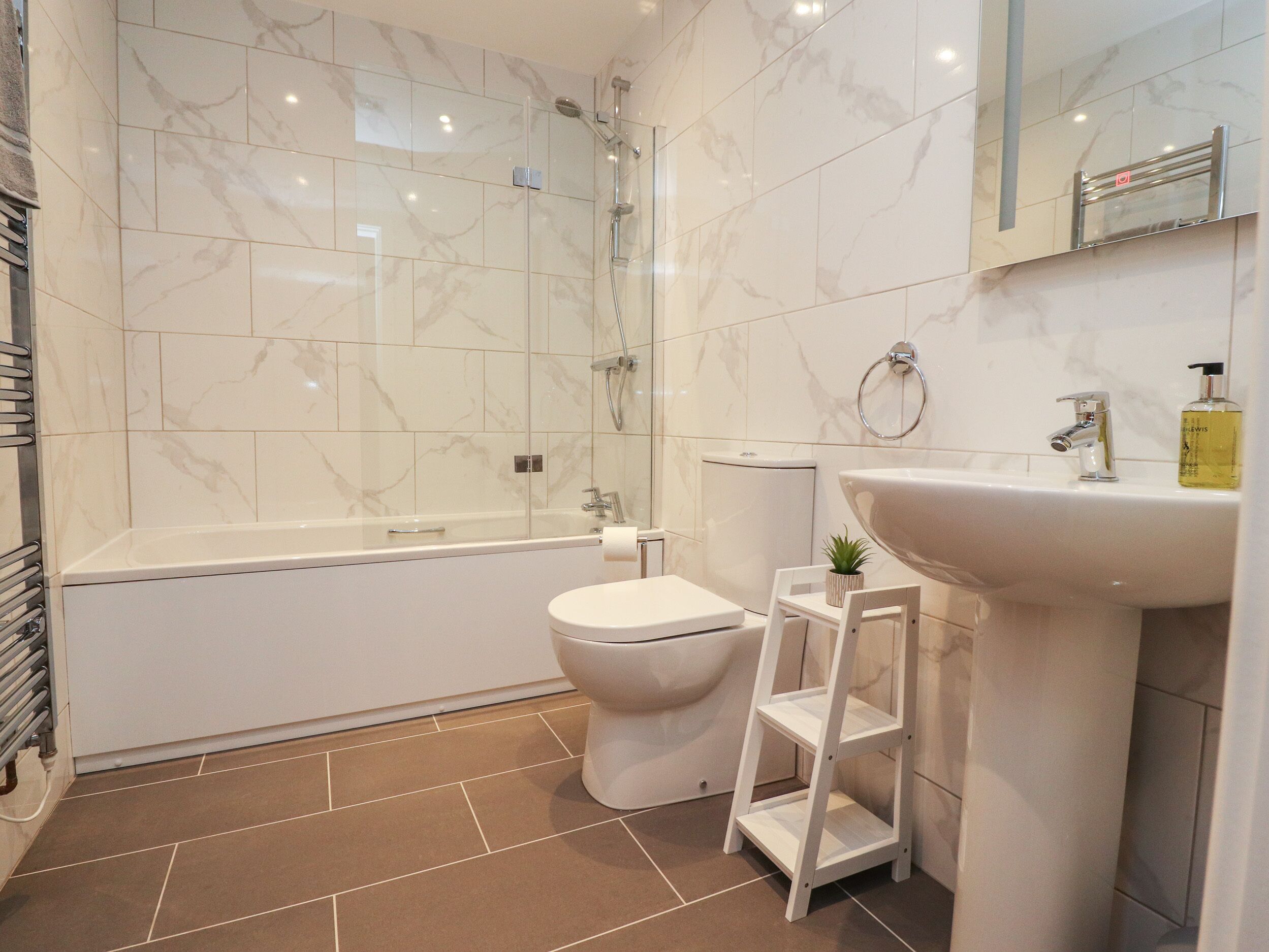 Cottage | Interior