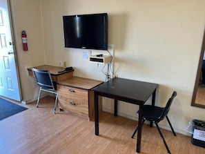 36-inch Smart TV with digital channels, Netflix, streaming services - Kings Court Motel (Cold Lake)