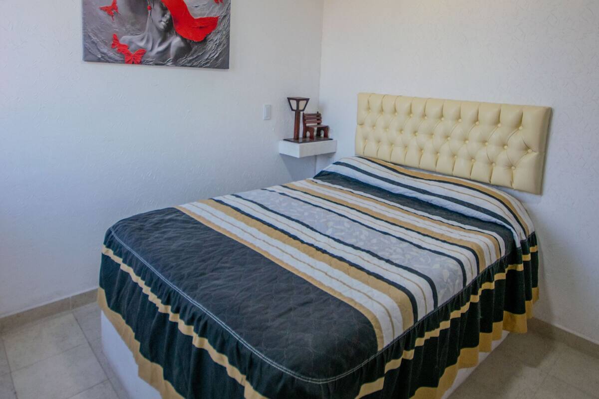 Deluxe Room | Premium bedding, down duvets, free WiFi, individually decorated