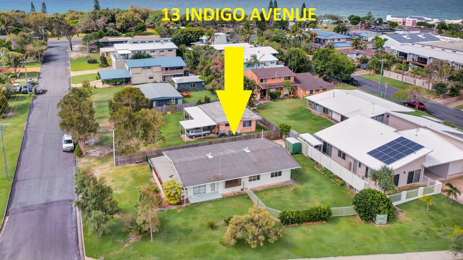 13 Indigo Avenue - 'Indigo Sands' - Rainbow Beach. Beds made for arrival. Close to beach — image 16