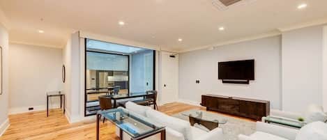 TV, offices