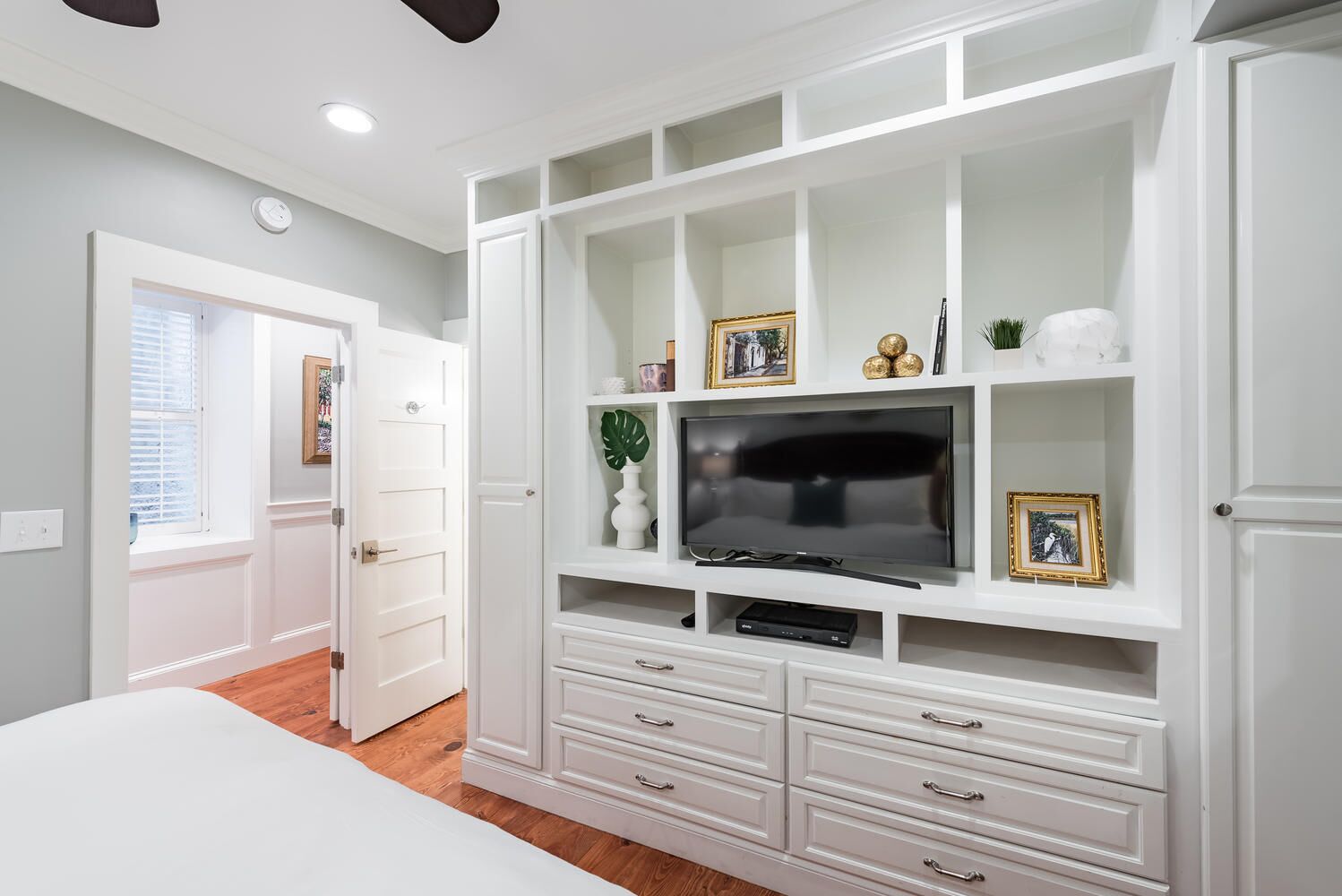 2 soverom, strykejern/-brett, wi-fi og sengetøy