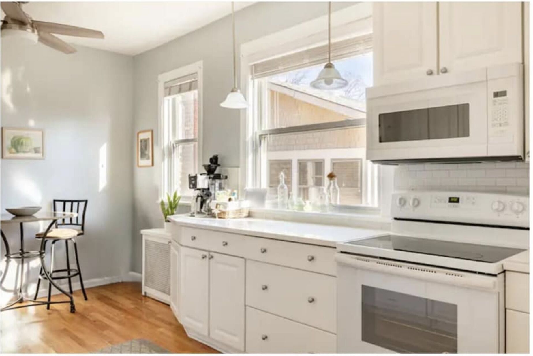 Bright & Spacious Brick 2-Flat Great for families!