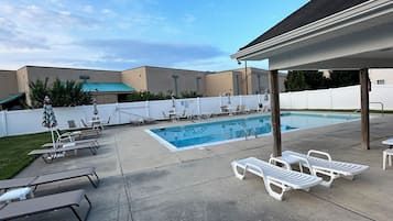 Piscina all'aperto