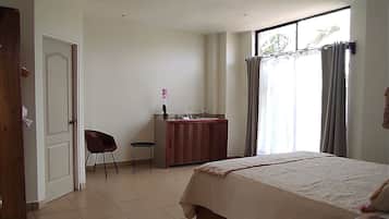 Literie hypoallergénique, surmatelas, décoration personnalisée