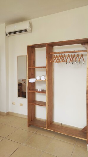 Comfort Room, 1 Queen Bed with Sofa bed | Hypo-allergenic bedding, pillow-top beds, individually decorated - Karao - Guancaste Airport (Liberia)