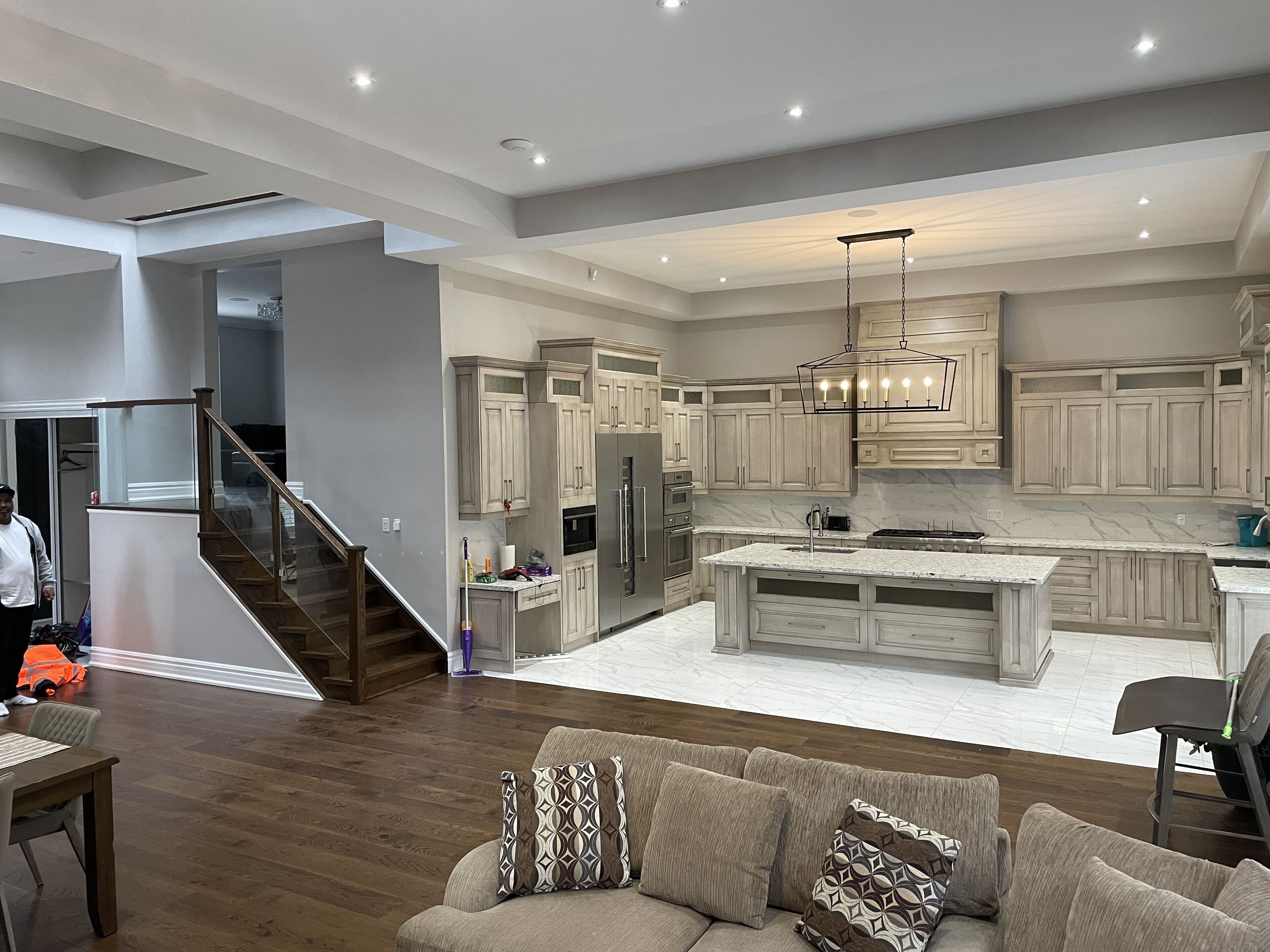 Ambassador style Smart home 5 min  walk to beach