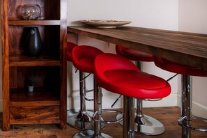 Dining - Old Town Apartment near Calton Hill (Edinburgh)