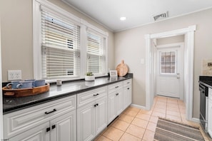 Interior - LOCATION, LOCATION, LOCATION Beachclock Getaway (Ocean City)