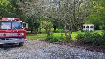 Enceinte de lâhĂ©bergement