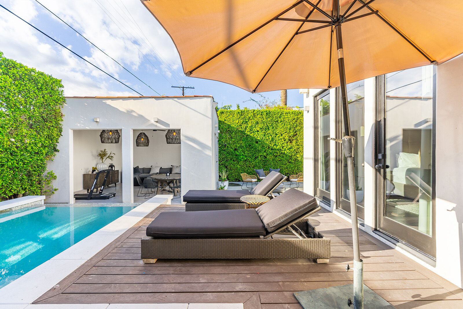 SWEETZER VILLA - 3BDR LOCATION!!!