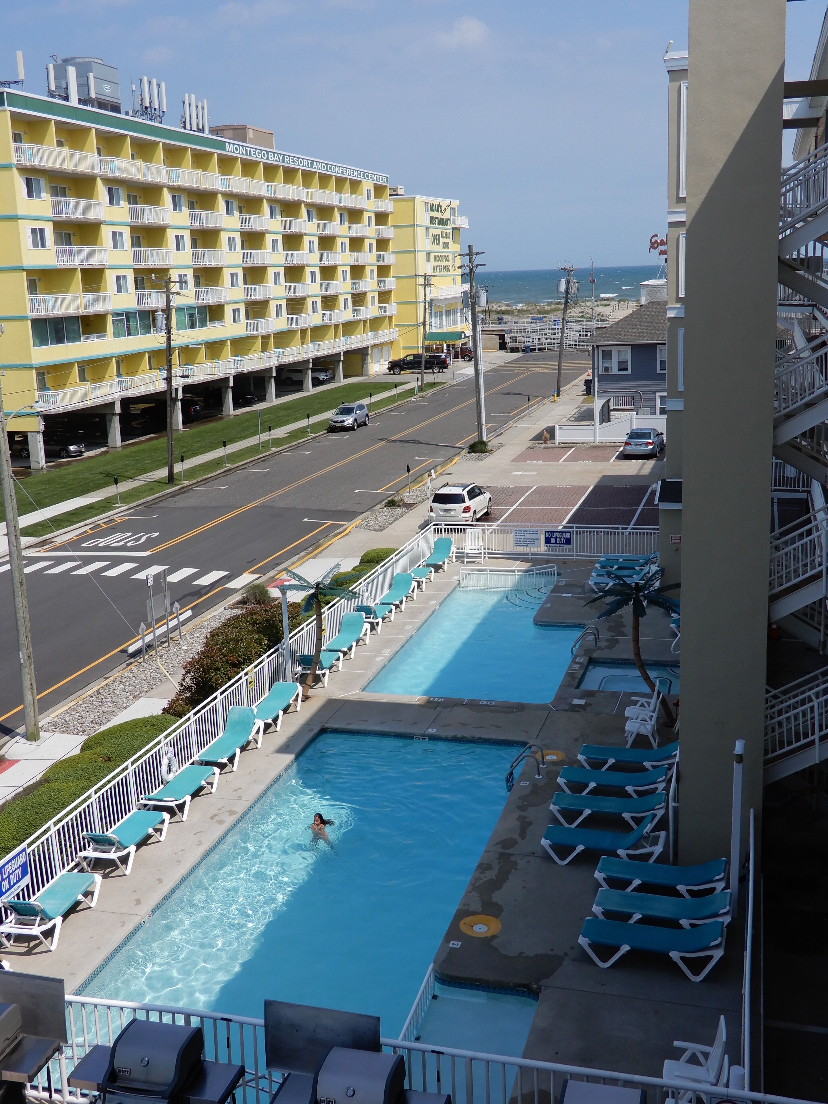 STAY@THE SURF SONG! LABOR DAY WEEK OR WKEND!  SEPTEMBER DEALS! POOLS!