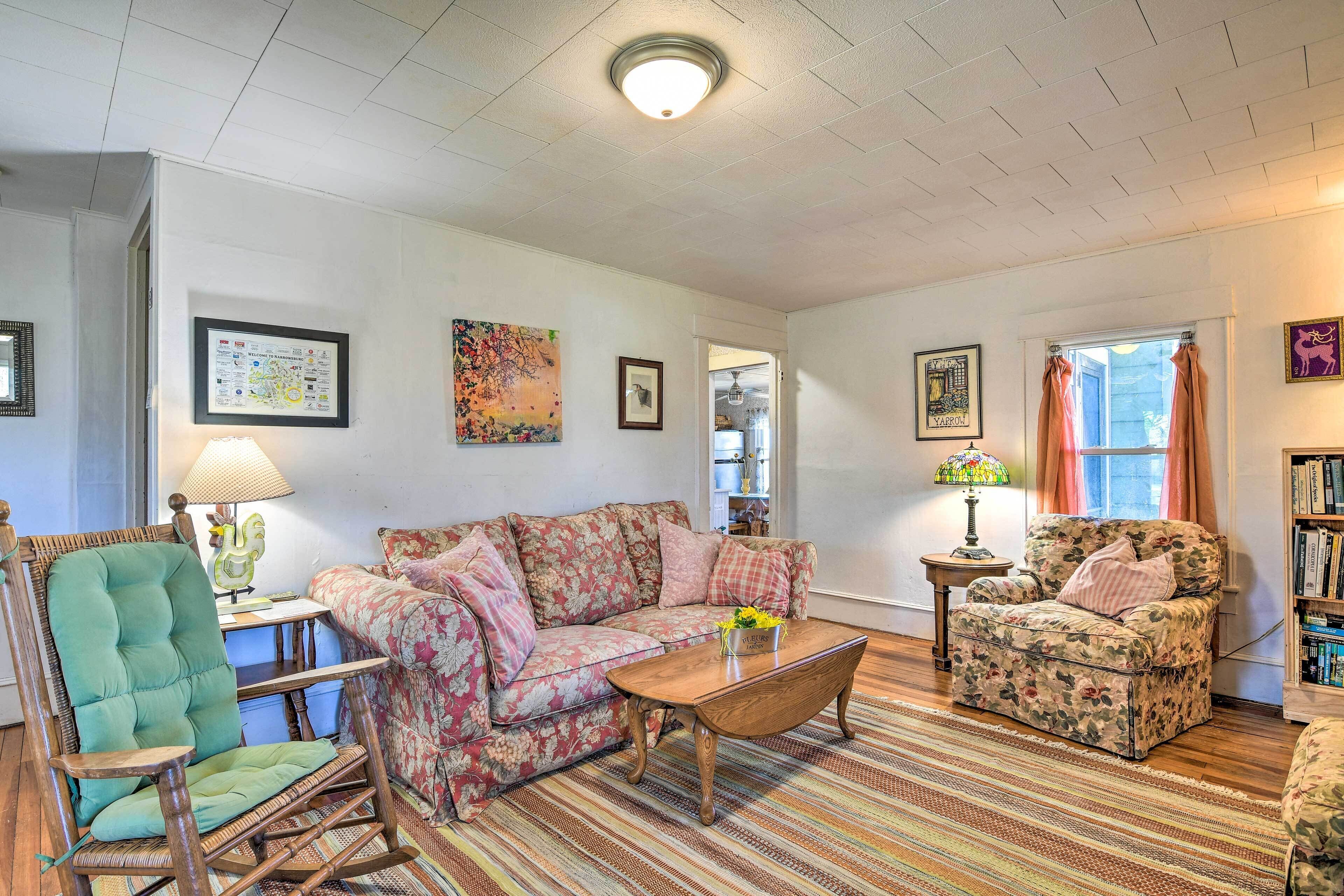 Narrowsburg Farmhouse Hideaway on 2 Acres w/ Pond!