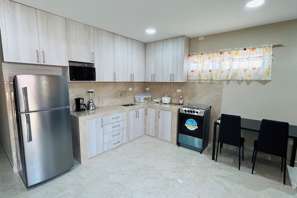 Apartemen Superior, 2 kamar tidur | Dapur pribadi | Lemari es besar, microwave, pemanggang roti, dan penanak nasi