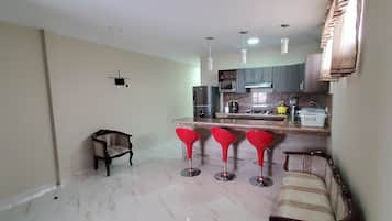 Businesshuoneisto, 2 makuuhuonetta | Olohuone