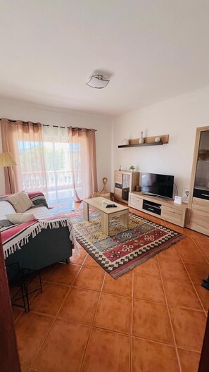Fernseher, Kamin