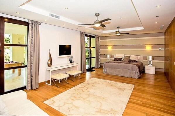 Villa | 7 Schlafzimmer, Bügeleisen/Bügelbrett, kostenloses WLAN, Bettwäsche