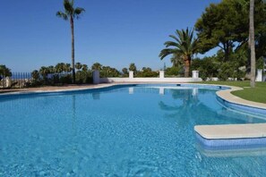 Villa | 8 bedrooms, iron/ironing board, free WiFi, bed sheets