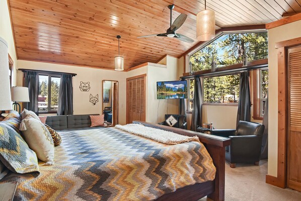 House, Multiple Beds, Jetted Tub | 3 bedrooms, individually decorated, individually furnished, free WiFi - Kings Beach Haven (Kings Beach)