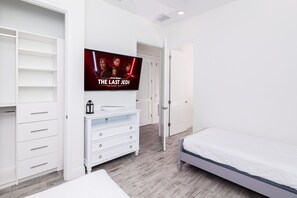 House, Multiple Beds, Private Pool, Pool View | 4 bedrooms, free WiFi, bed sheets