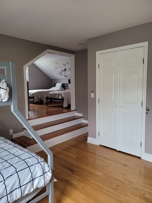 4 chambres, bureau, fer et planche à repasser, Wi-Fi gratuit