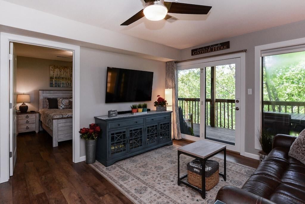 Dates still available for the Holidays! Walk-in unit; just 5 min from SDC!  