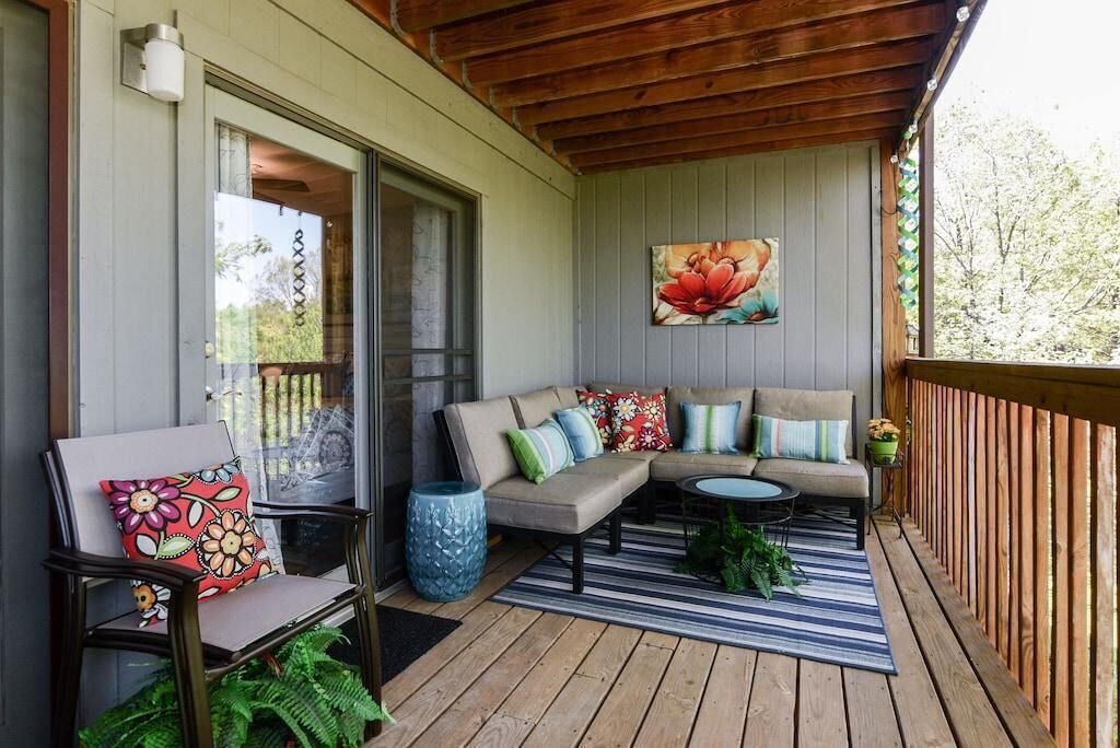 Dates still available for the Holidays! Walk-in unit; just 5 min from SDC!  