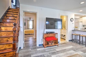 3 bedrooms, desk, iron/ironing board, Internet - Peaceful Hurley Retreat ~ 1 Mi to Main Street (Hurley)