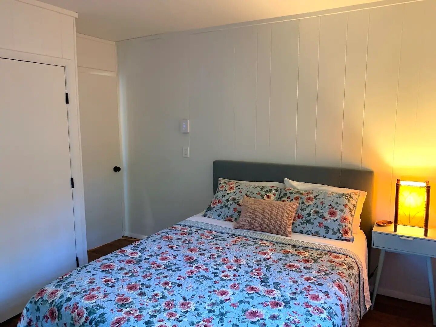 Modern Cabin nestled between Catskills and Poconos