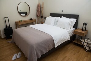 2 Schlafzimmer, Schreibtisch, Bügeleisen/Bügelbrett, kostenloses WLAN