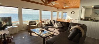 Nicely Renovated Oceanfront Retreat w/ Garage, Beach access, & Casino nearby!