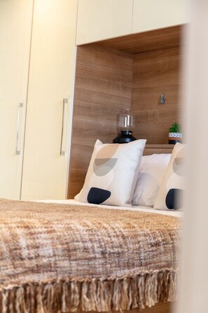 Comfort-huoneisto | 2 makuuhuonetta, silitysrauta/-lauta, ilmainen Wi-Fi, vuodevaatteet