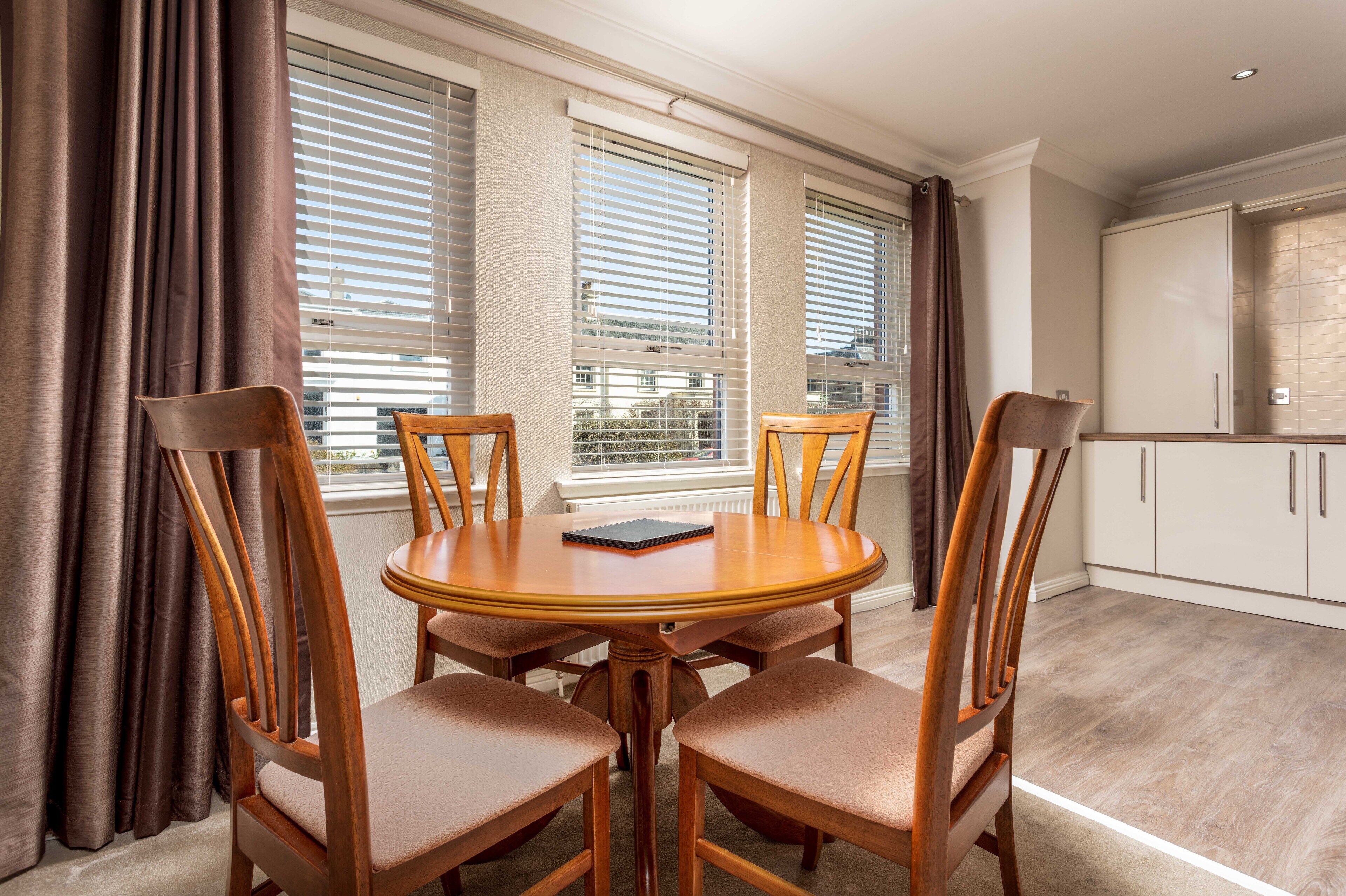 Comfort Apartment | Dining room